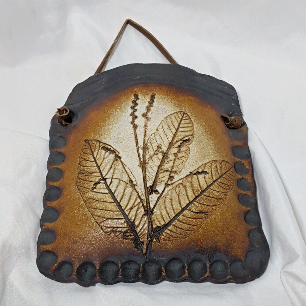 Vintage Rustic Wall Pocket Botanical Pottery Hanging Vase Leaf
